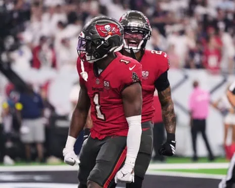 Last-Minute Baker Mayfield Magic Secures Nail-Biting Win Against Texans